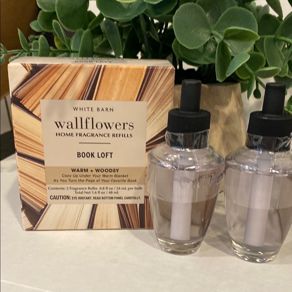 Bath & Body Works White Barn Wallflowers Home Fragrance Refills - “Book Loft”